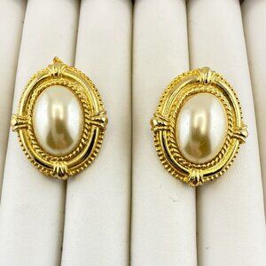 Vintage Paolo Gucci Earrings Faux Pearl Gold Tone Oval Clip On Signed 80s Italy